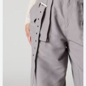 NWNT Forever 21 Gray Flare & Wide Leg Jeans size 9